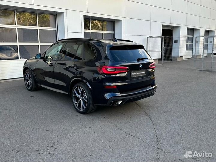 BMW X5 3.0 AT, 2022