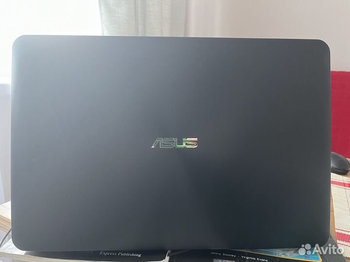 Ноутбук Asus X555L