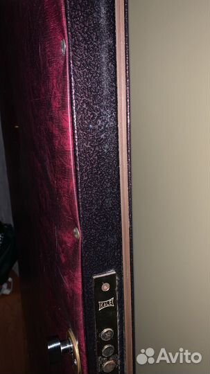 Железная даерь с коробкой