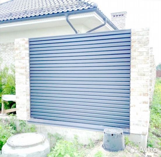 Металлический забор из штакетника, жалюзи, ранчо