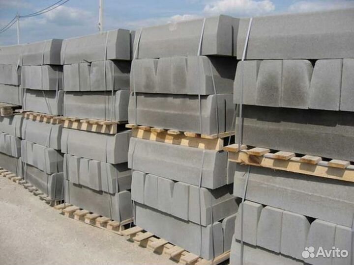 Дорожный бордюр 1000*300*150