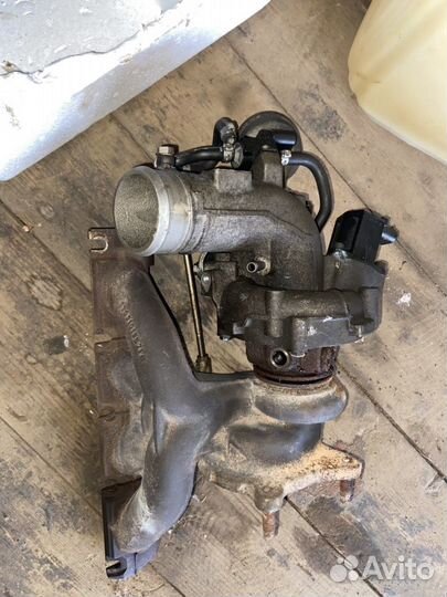 Турбина с двигателя BZB 1.8 TSI