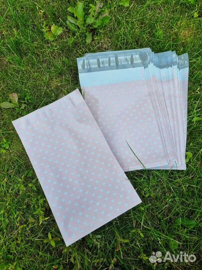 Упаковочный пакет с клейким краем