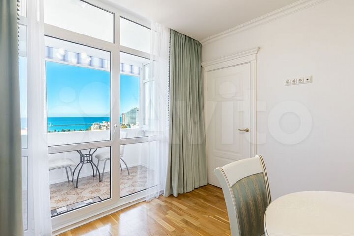 2-к. квартира, 52 м², 12/21 эт.