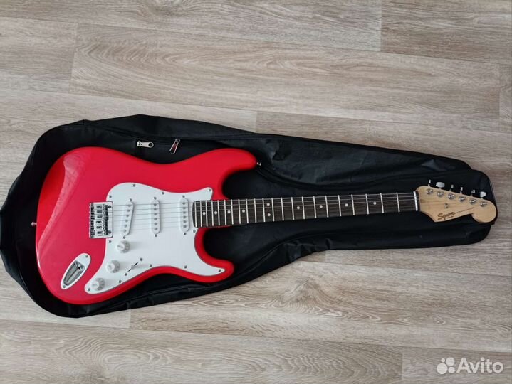 Электрогитара Squier stratocaster mm