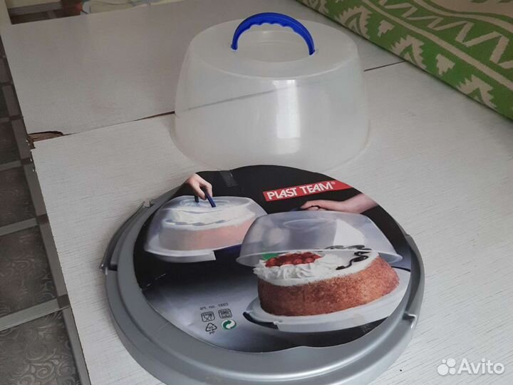 Тортница с крышкой