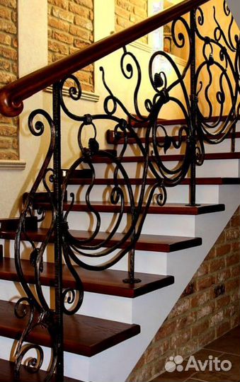 Металлическая лестница дизайн 5501