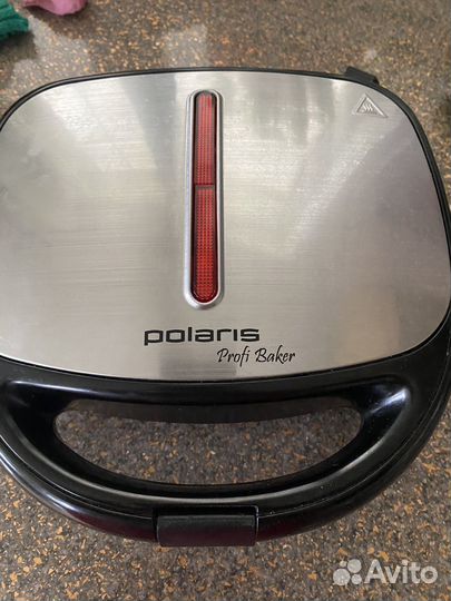 Электровафельница (универсальный пекарь) Поларис