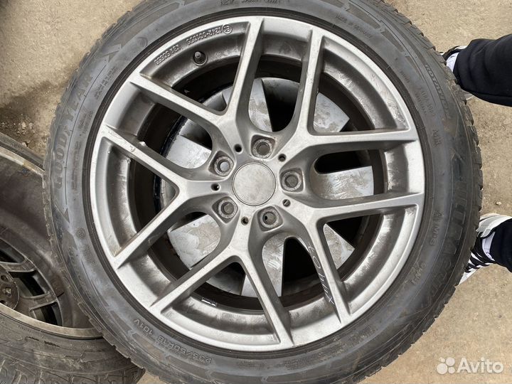 Goodyear UltraGrip Performance Gen-1 235/50 R18 101V
