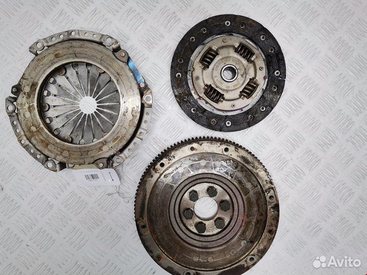 Маховик для Peugeot-Citroen C3 1