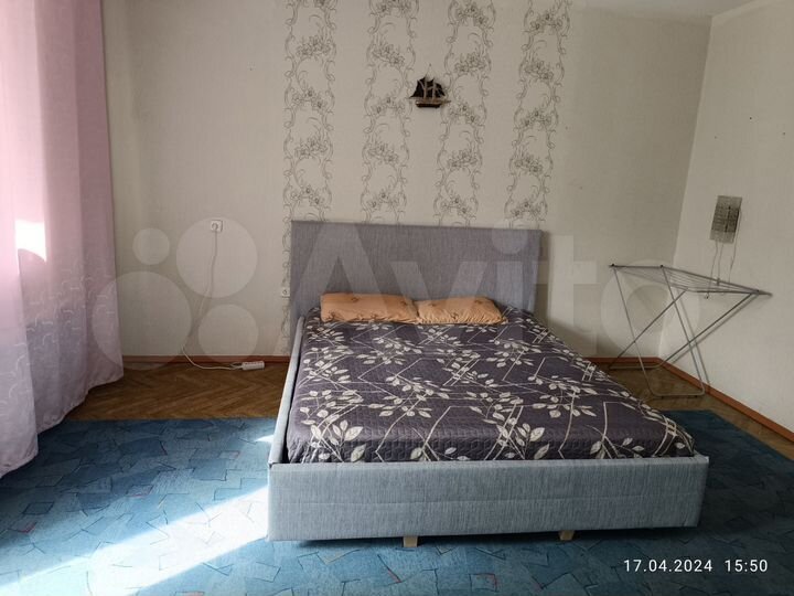 1-к. квартира, 43 м², 2/10 эт.