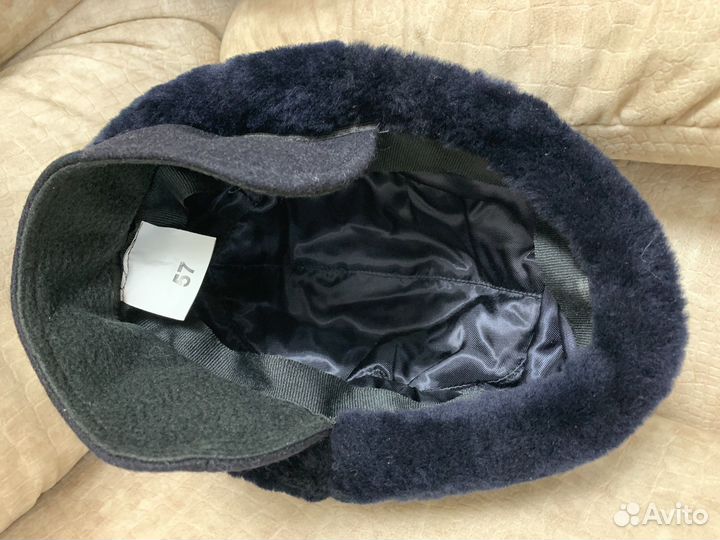 Женская зимняя офицерская шапка