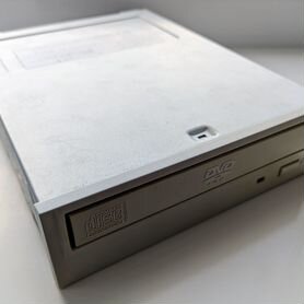 Привод Toshiba SD-R1512