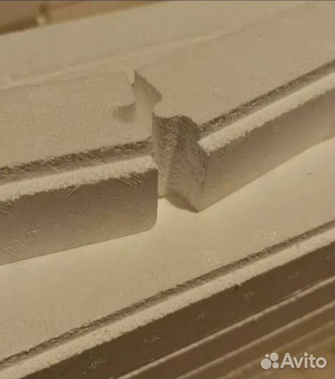 Тёплый подставочный профиль для окон