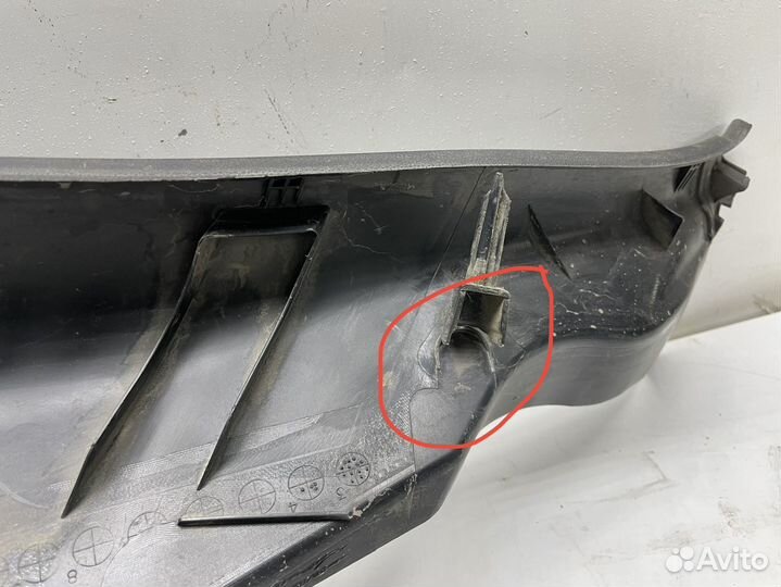 Обшивка стойки задняя L/R Mazda 3 BK седан