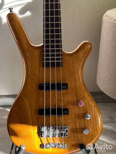 Warwick Corvette std