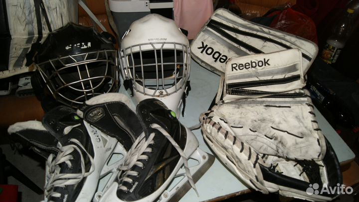 Хоккейная вратарская экипировка для взрослых