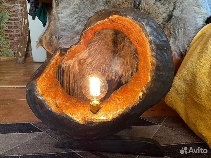 Эффектная лампа для декора ручная работа