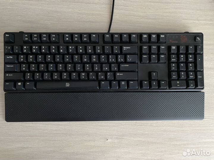 Клавиатура механическая Tt esports Poseidon Z