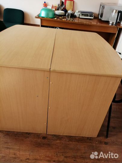 Письменный стол б/у
