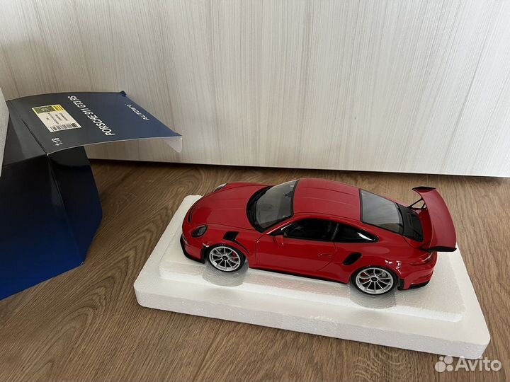 1/18 Autoart 78165 Porsche 911 (991) GT3 RS 2016