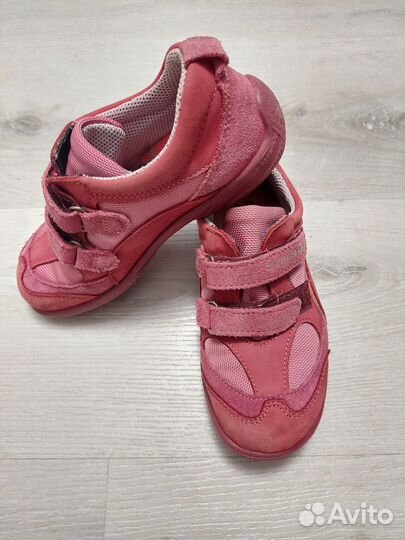 Кроссовки для девочки 29 размер