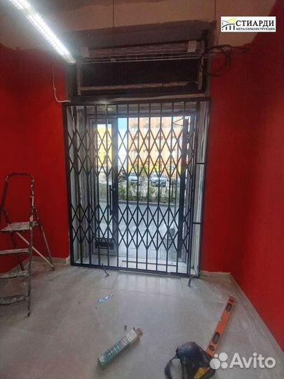 Раздвижные решетки на лифтовые кабины