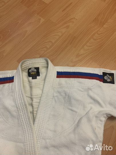 Кимоно для джиу джитсу 150 см,б/у