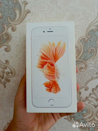Телефон iPhone 6s
