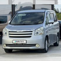 Toyota Noah 2.0 CVT, 2009, 212 000 км, с пробегом, цена 1 290 000 руб.