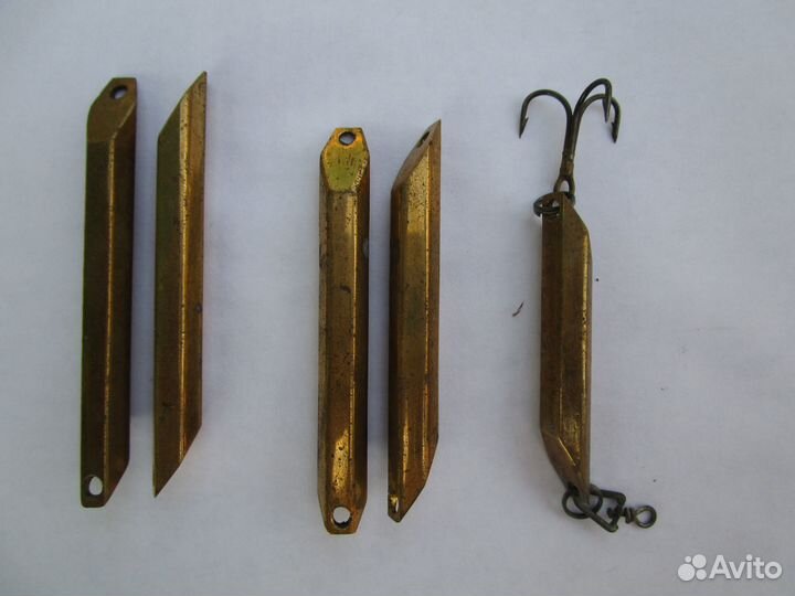 5 латунных блесен, длина 76, 68, 53 мм
