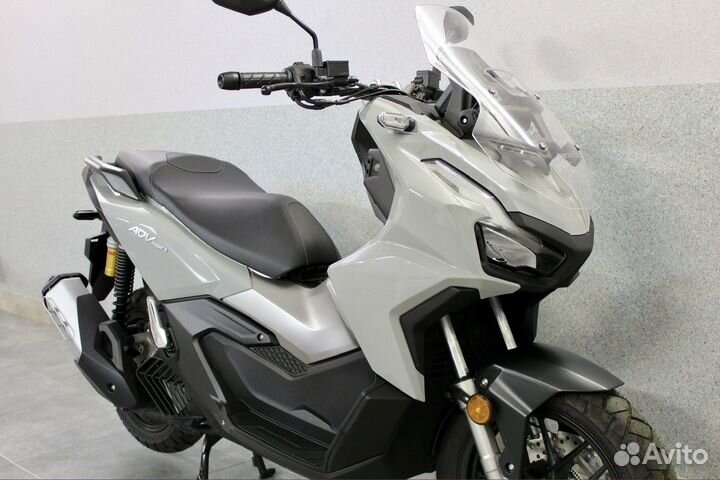 Honda ADV160, 2023 год