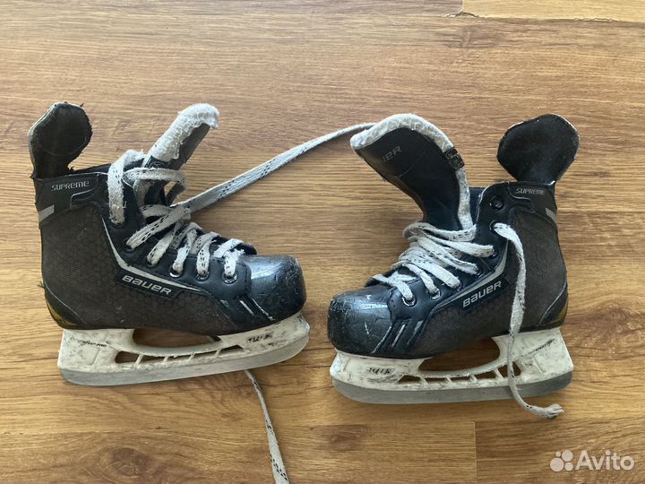 Хоккейные коньки bauer