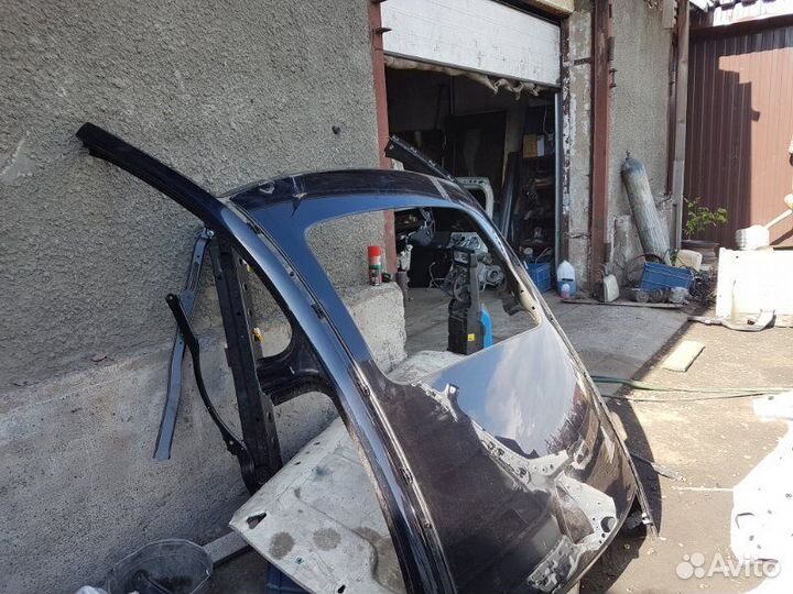 Крыша Bmw 5-Series F10 N52B25 2011