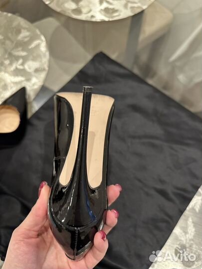 Туфли лодочки черные лаковые