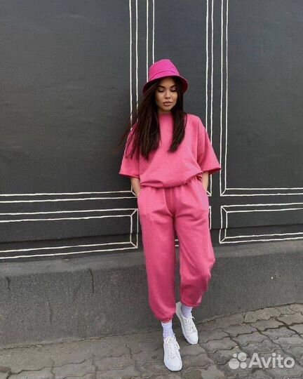 Костюм спортивный женский