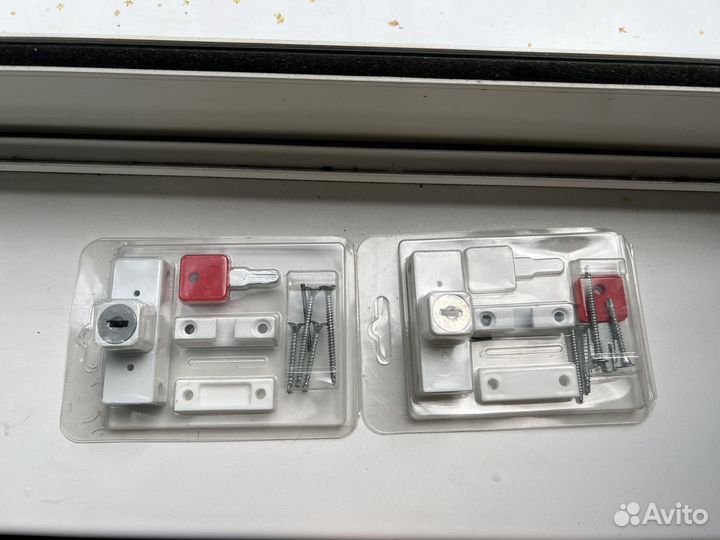 Детский замок на окна