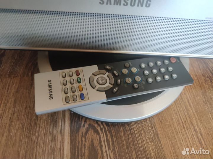 Монитор Samsung 19