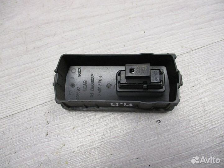 Блок управления стеклоподъемником передний правый