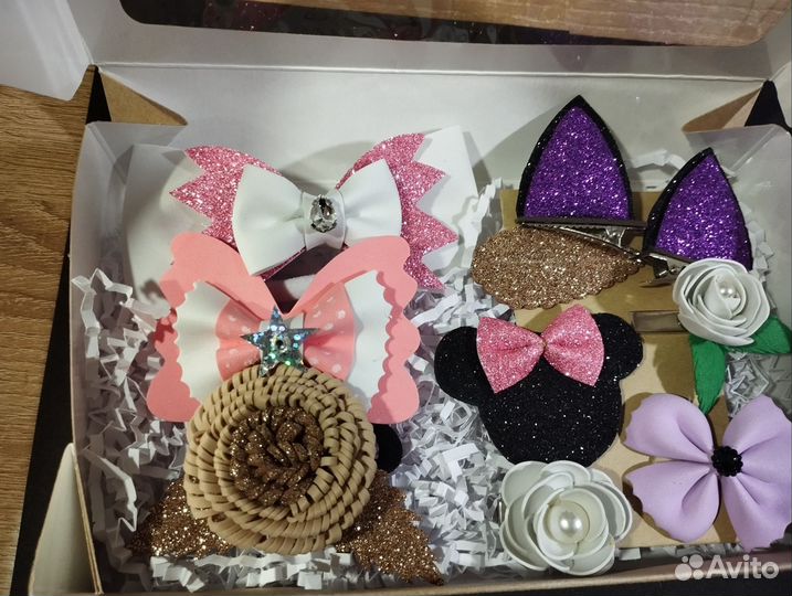 Подарочный набор резинок и заколок ручной работы