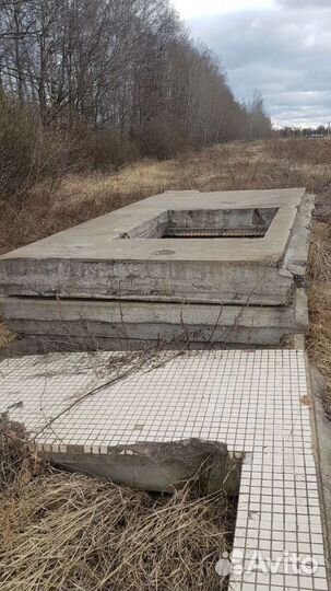 Бетонные плиты стеновые с окнами