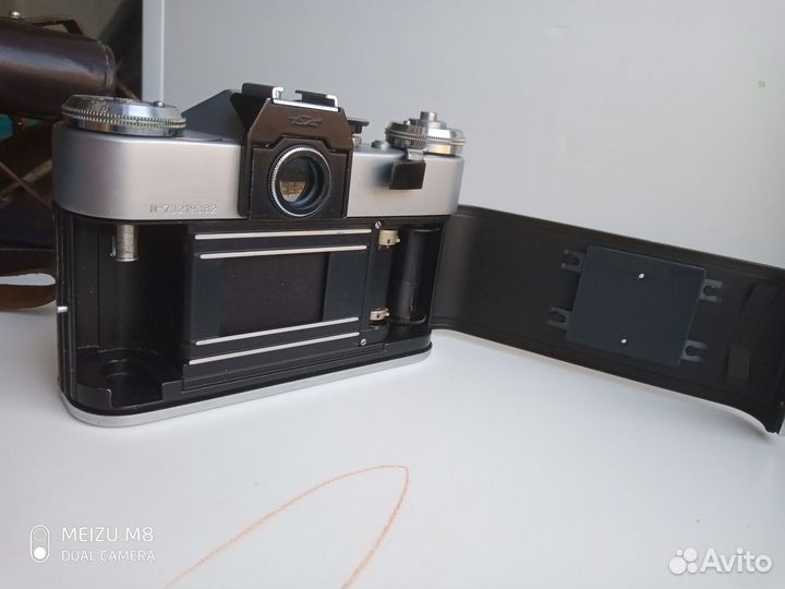 Плёночный фотоаппарат Zenit E, 1973 год СССР