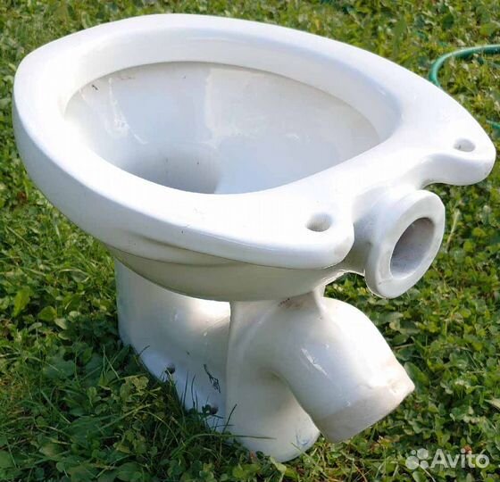 Продам новый унитаз