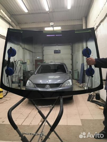 Лобовое стекло Митсубиси Лансер 9