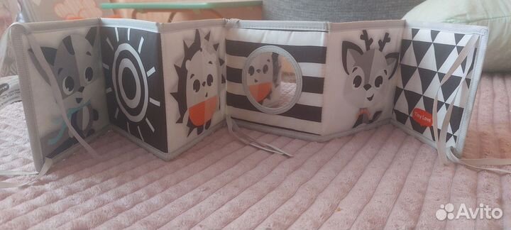 Книжечка Tiny Love