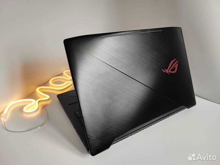 Игровой Ноутбук i7 8750H/16Gb/GTX 1050Ti 4Gb