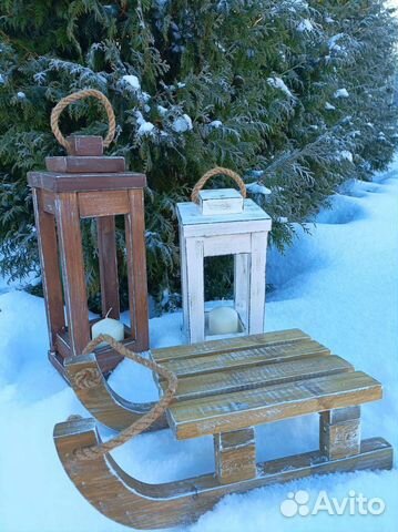 Санки, фонари деревянные декоративные