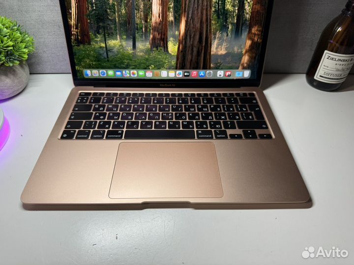 MacBook Air 13 M1 8/256