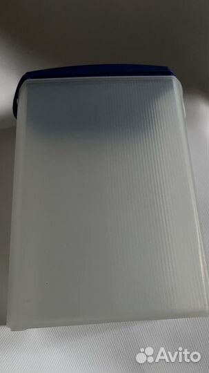 Контейнер tupperware 2,2литра