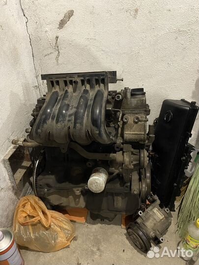 Двигатель nissan micra k12 CR14DE